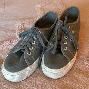 Grey platform superga